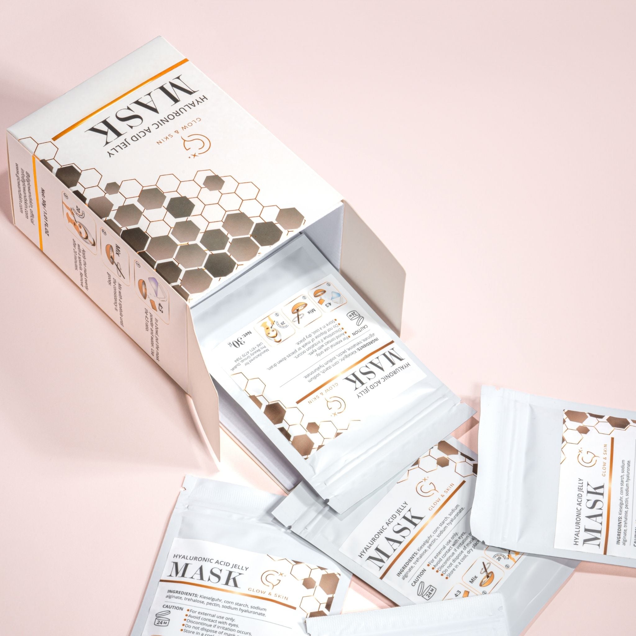 Best hydrating facial treatment for skincare professionals. Achieve deep hydration, reduce fine lines, and improve skin pigmentation with this innovative jelly mask, perfect for all skin types.
